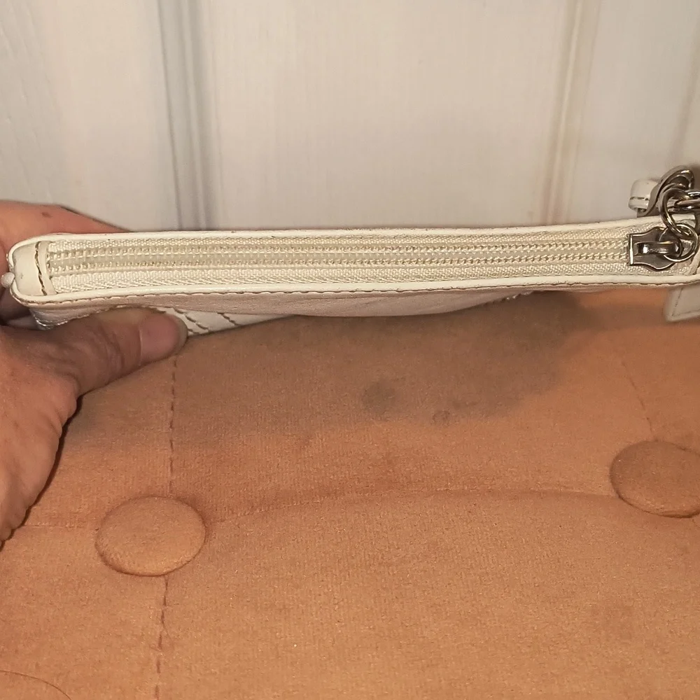 Coach Off White Leather Wristlet